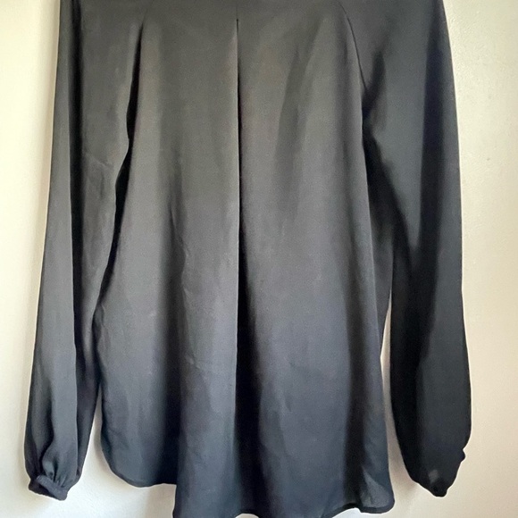 Belle Sky black sheer crisscross strappy top size large women’s - Picture 3 of 11